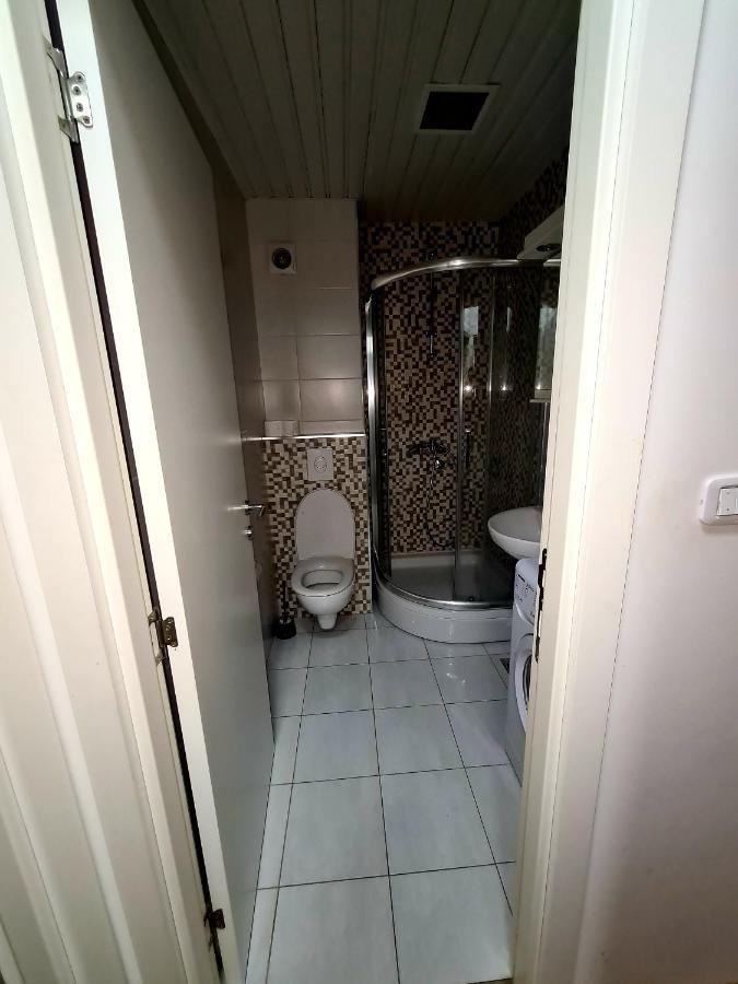 Apartman Bogdan 2 Apartment Podgorica Ngoại thất bức ảnh